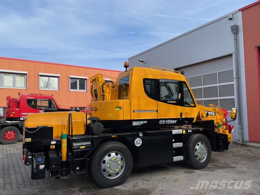 Kato CR-130Rv Citykran Visurgājēji celtņi