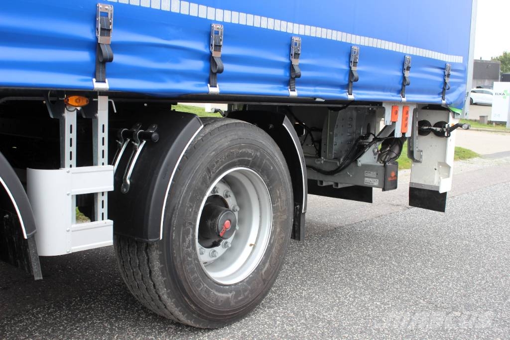 AMT CI200 2 akslet city-gardintrailer med lift Curtain sider semi-trailers