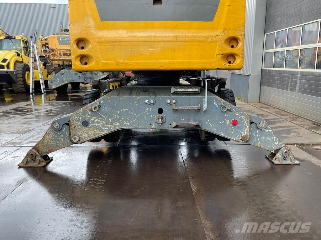 Liebherr LH30 M - Material Handler Stroje pre manipuláciu s odpadom