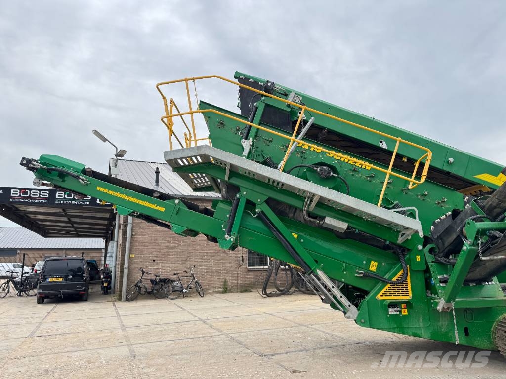 McCloskey S130 2D - TOP Condition / 3 conveyors Zeefinstallatie