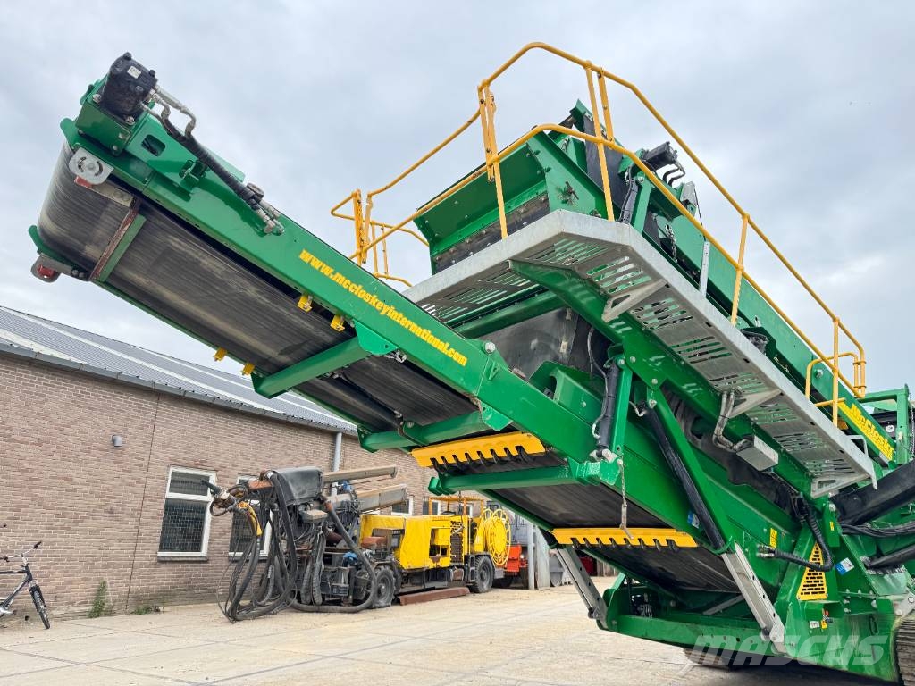 McCloskey S130 2D - TOP Condition / 3 conveyors Zeefinstallatie
