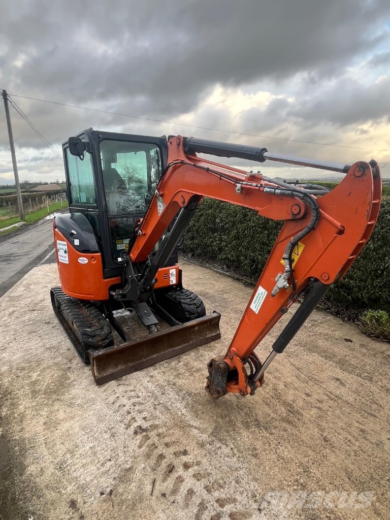 Hitachi Zaxis 26 U Μίνι εκσκαφείς 7t - 12t