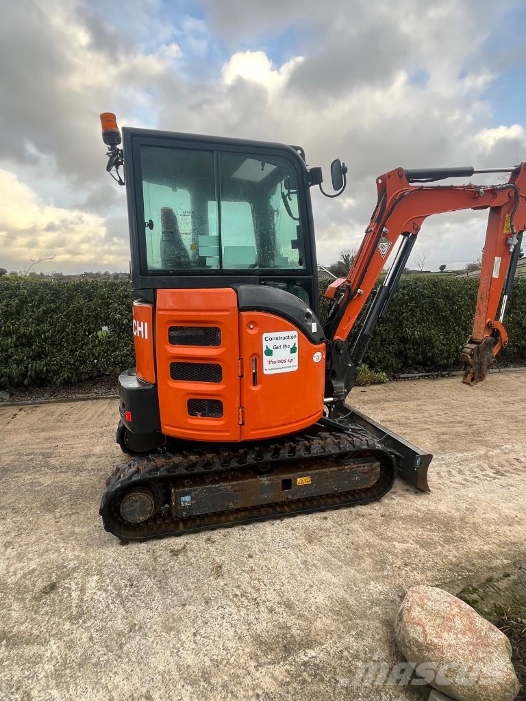 Hitachi Zaxis 26 U Μίνι εκσκαφείς 7t - 12t