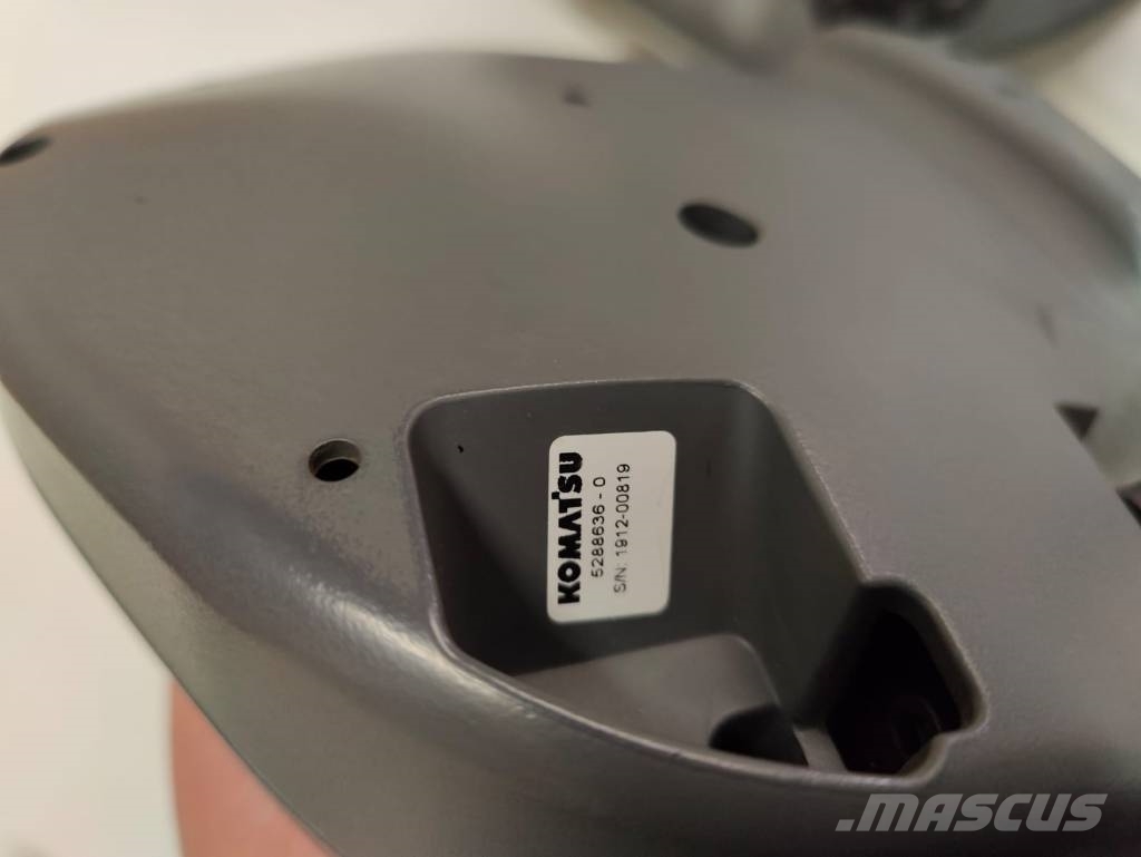 Komatsu Joysticks Eletrônica