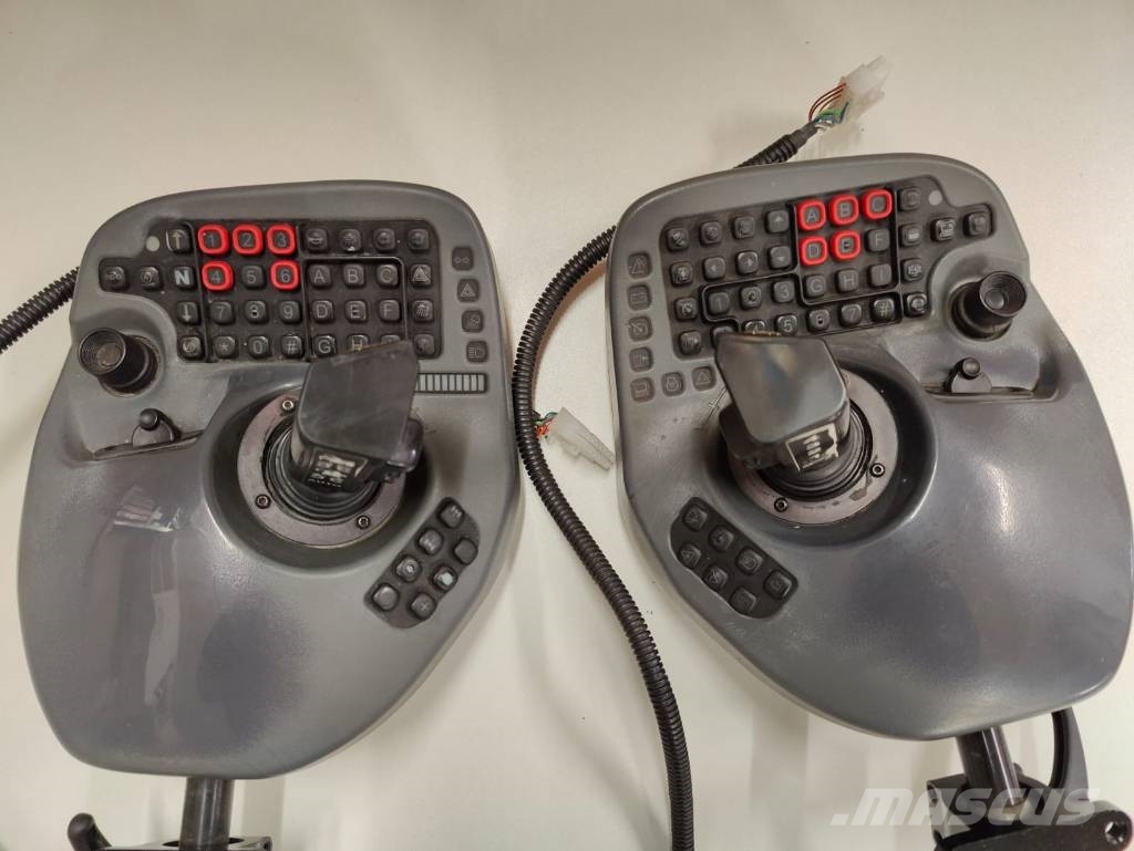Komatsu Joysticks Eletrônica