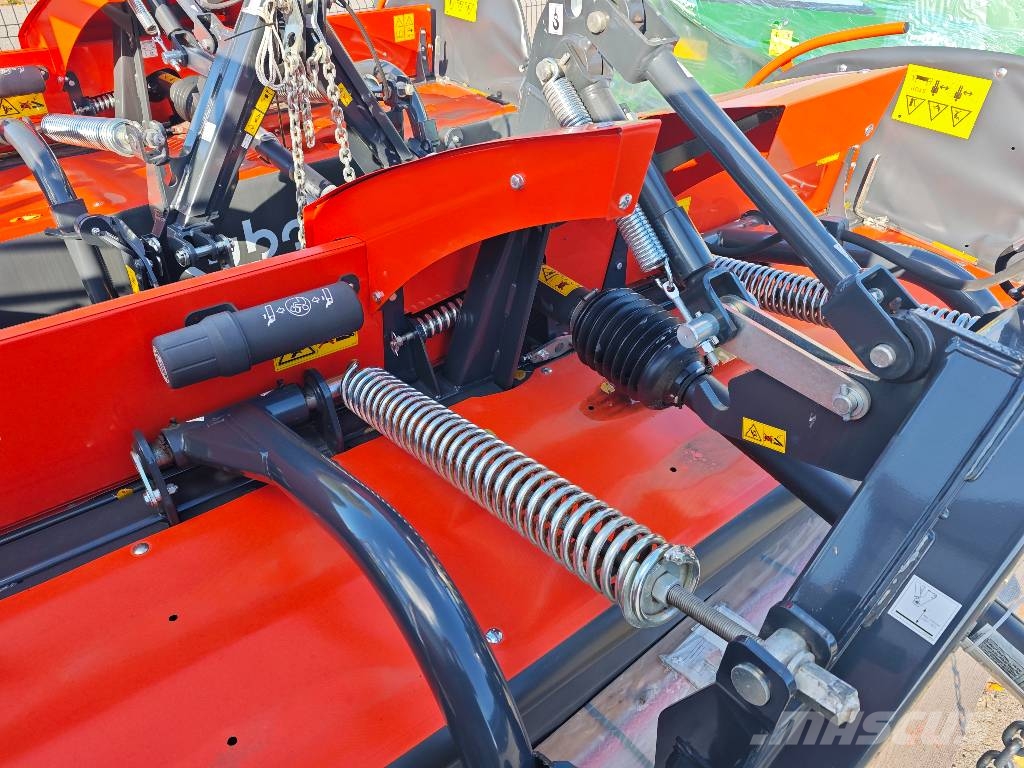 Kubota DM 4032S Podadoras