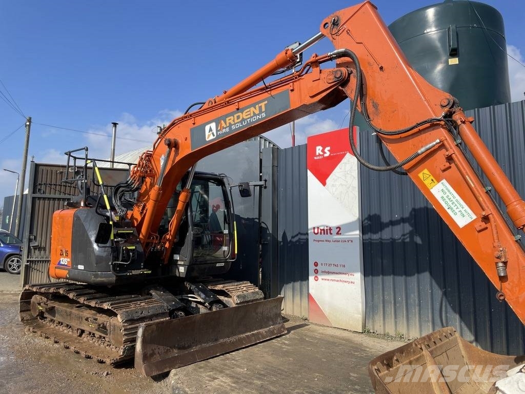 Hitachi ZX 135 US BL-6 15t EXCAVATOR حفارات زحافة