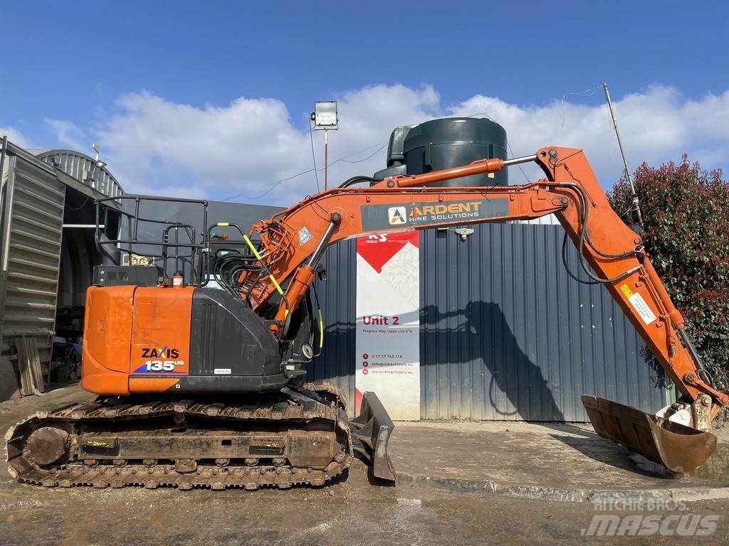 Hitachi ZX 135 US BL-6 15t EXCAVATOR, 2021, Luton