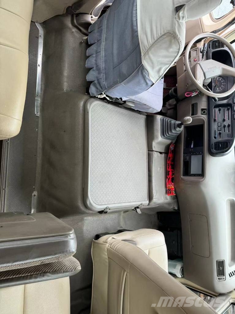 Toyota Coaster Bus Mikroautobusai