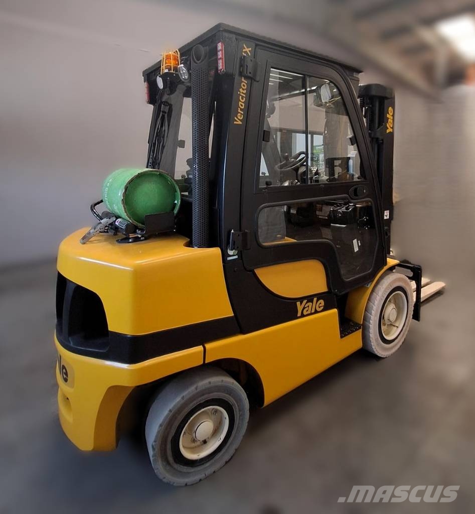 Yale GLP30VX شاحنات LPG