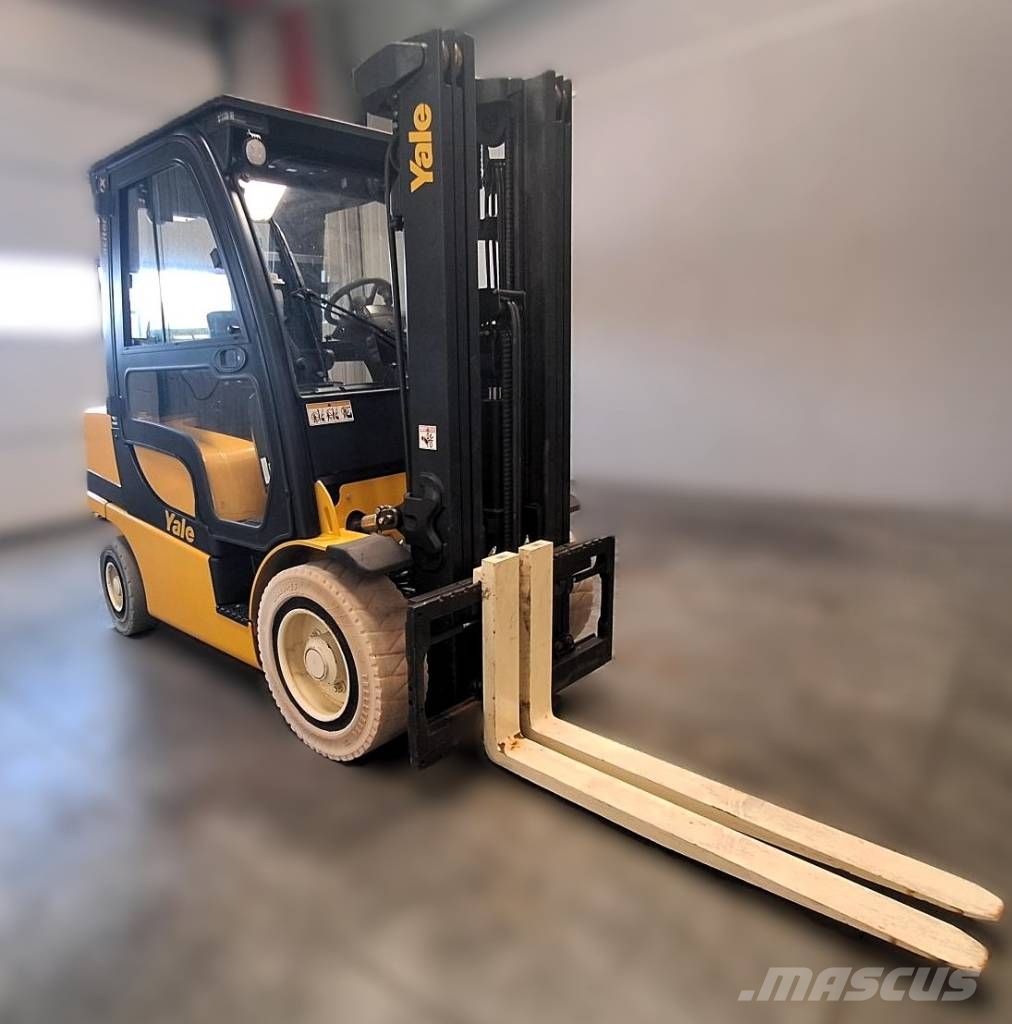 Yale GLP30VX شاحنات LPG