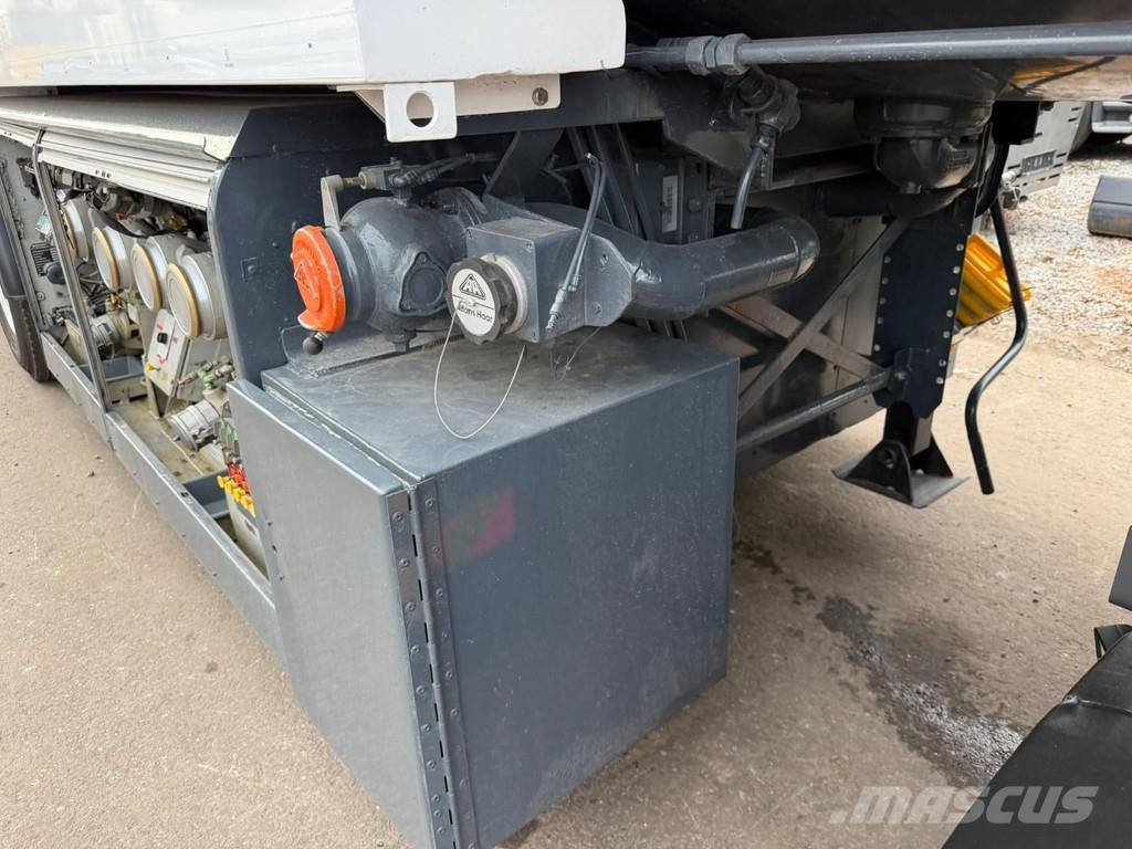 LAG 1-AXLE FUEL TANKER / CITERNE MAZOUT 25.000L - 5 CO Naczepy cysterna