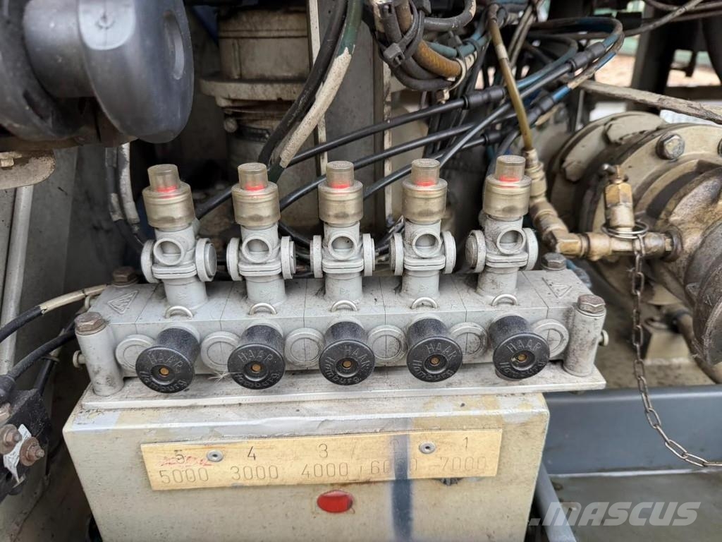 LAG 1-AXLE FUEL TANKER / CITERNE MAZOUT 25.000L - 5 CO Naczepy cysterna