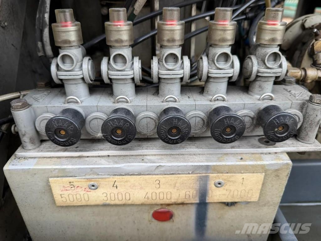 LAG 1-AXLE FUEL TANKER / CITERNE MAZOUT 25.000L - 5 CO Naczepy cysterna