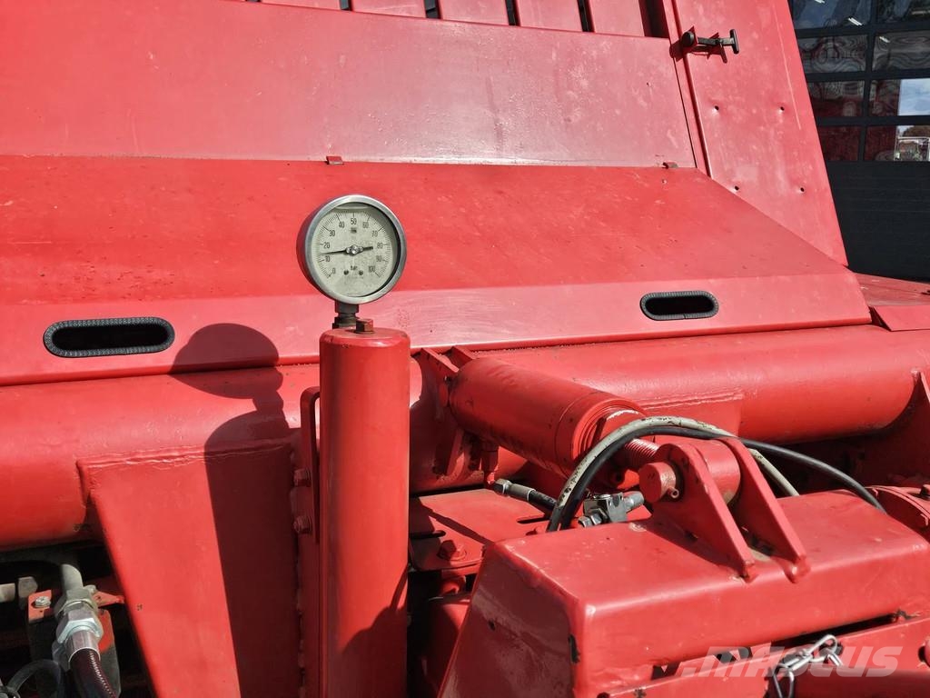 Kverneland TA 465 Taarup 465 met THM rotor Zelfrijdende veldhakselaars
