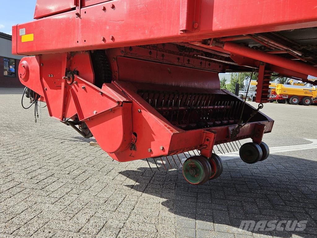 Kverneland TA 465 Taarup 465 met THM rotor Zelfrijdende veldhakselaars