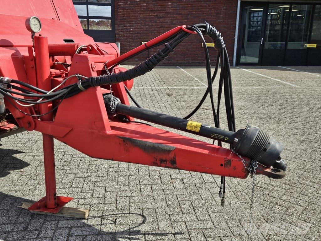 Kverneland TA 465 Taarup 465 met THM rotor Zelfrijdende veldhakselaars