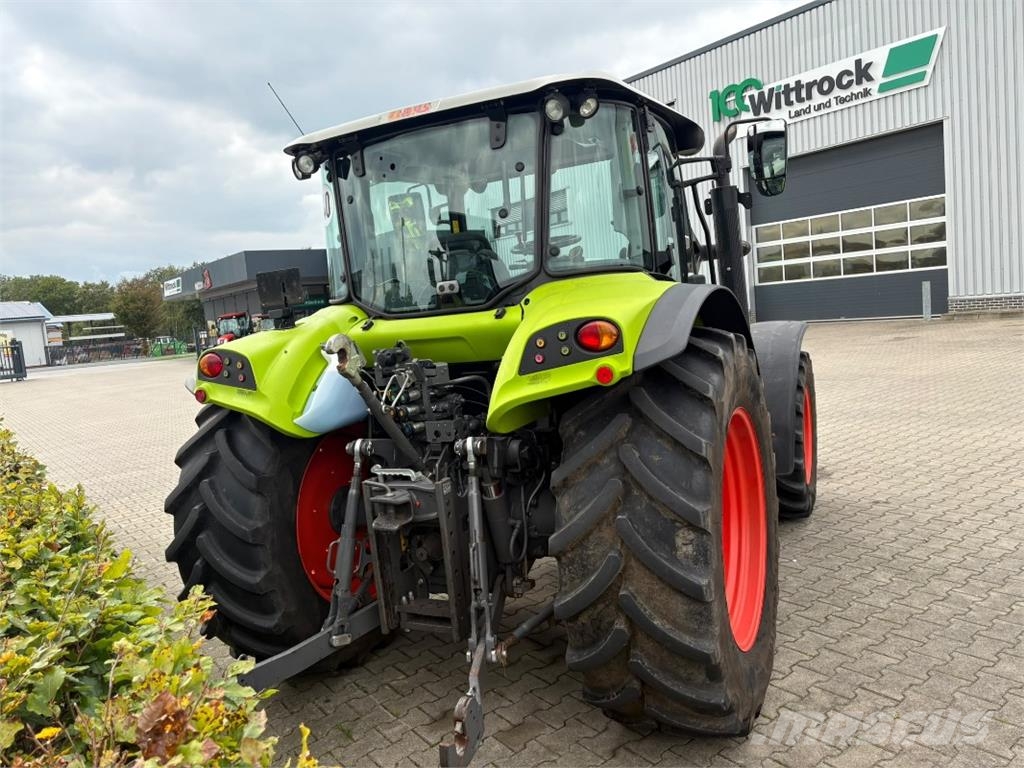 CLAAS Arion 420 Tractoren