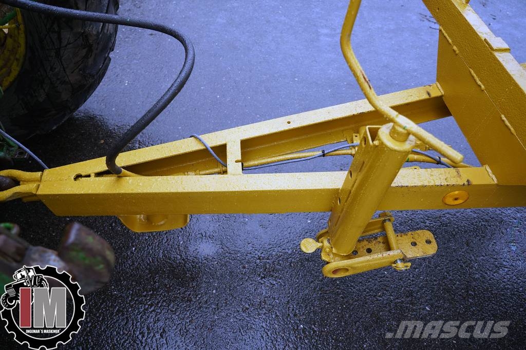 HYDRAULISK SPANNMÅLSVAGN MED SIDOTIPP Obilné návesy