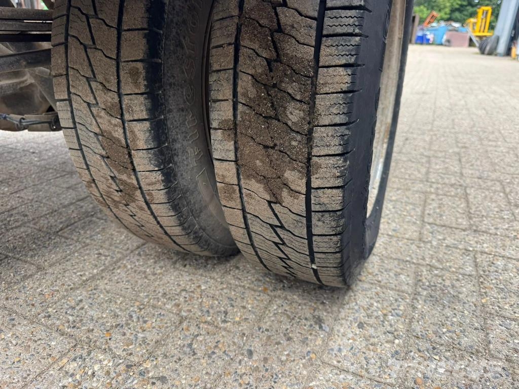 Mercedes-Benz Sprinter 515 **KIPPER-BENNE-TIPPER** شاحنات قلابة