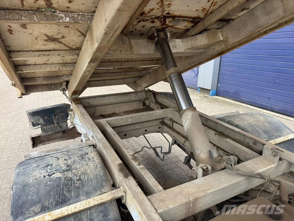 Mercedes-Benz Sprinter 515 **KIPPER-BENNE-TIPPER** شاحنات قلابة
