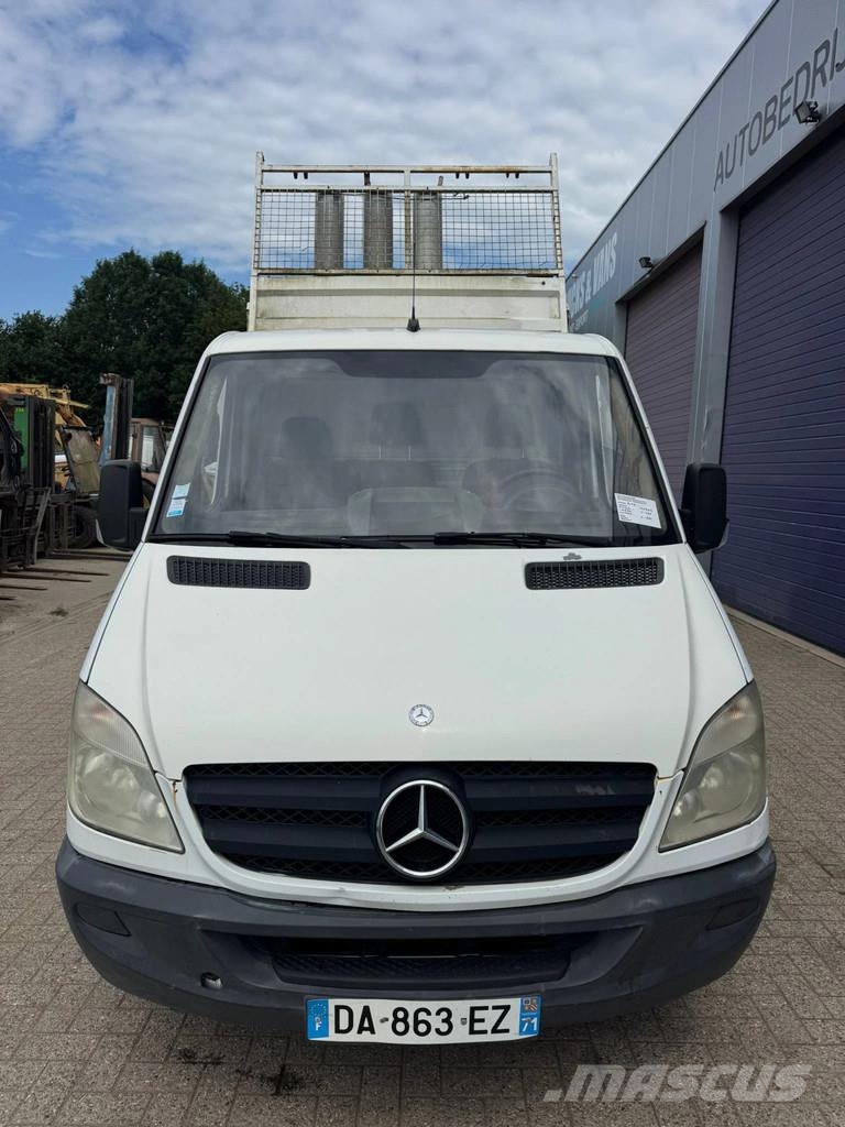 Mercedes-Benz Sprinter 515 **KIPPER-BENNE-TIPPER** شاحنات قلابة