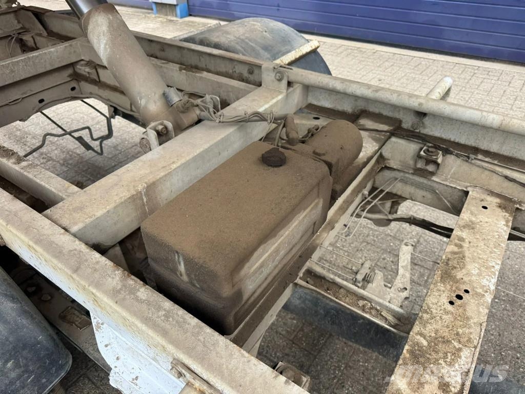 Mercedes-Benz Sprinter 515 **KIPPER-BENNE-TIPPER** شاحنات قلابة