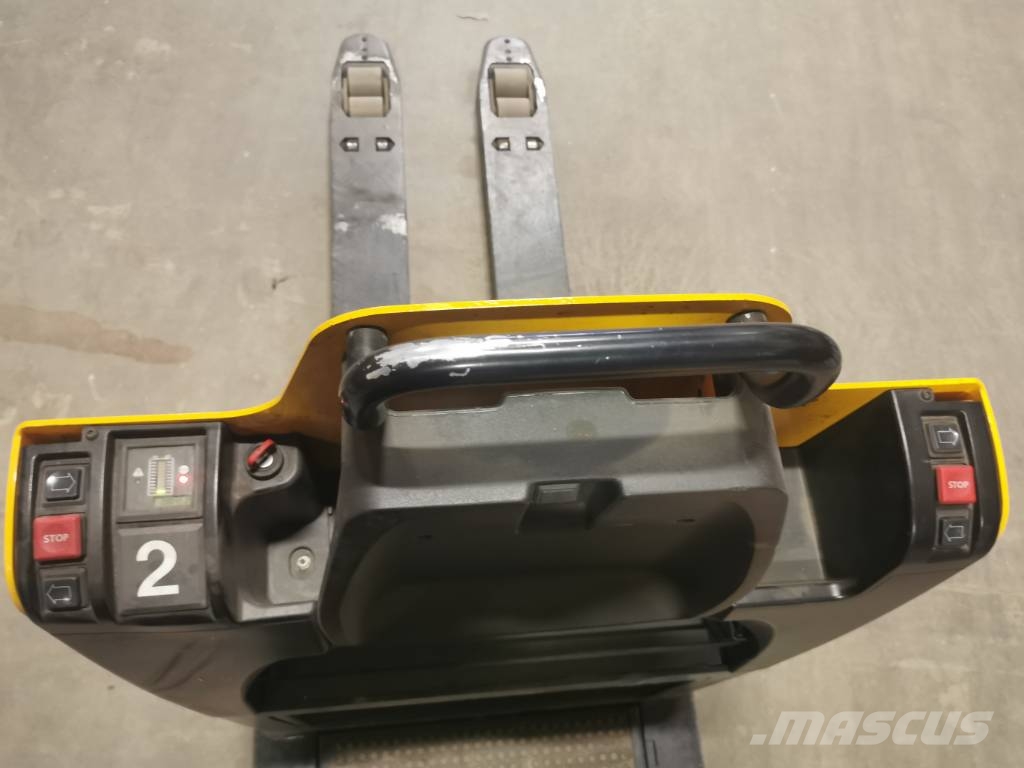 Jungheinrich ECE 20 Orderpicker voor laag niveau