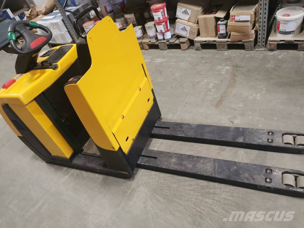 Jungheinrich ECE 20 Orderpicker voor laag niveau