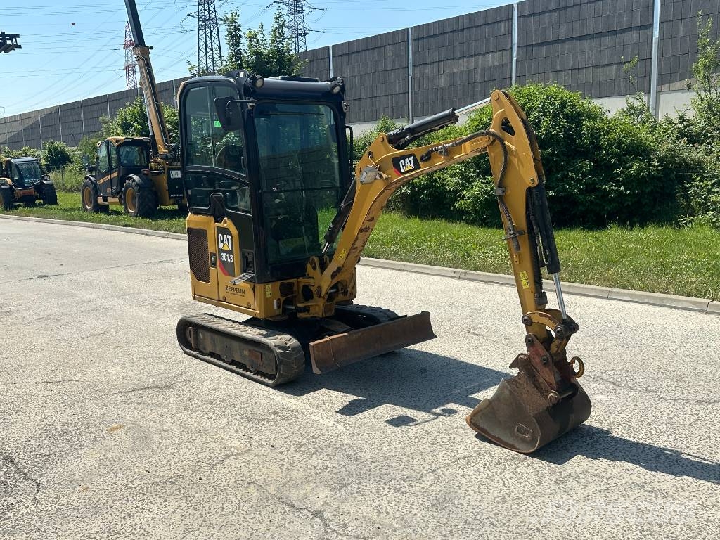 CAT 301.8 Mini ekskavatoriai < 7 t