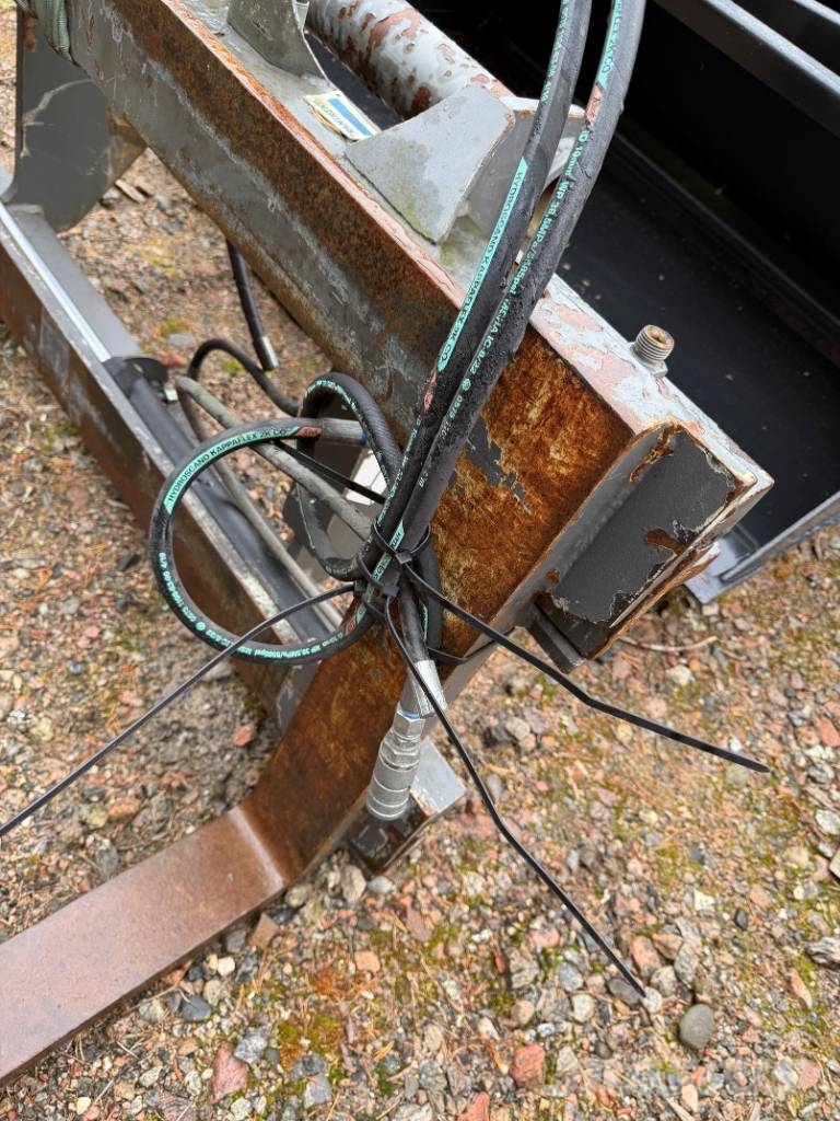 Norje Hydrauliska pallgafflar Manitou 4000kg Pallgafflar