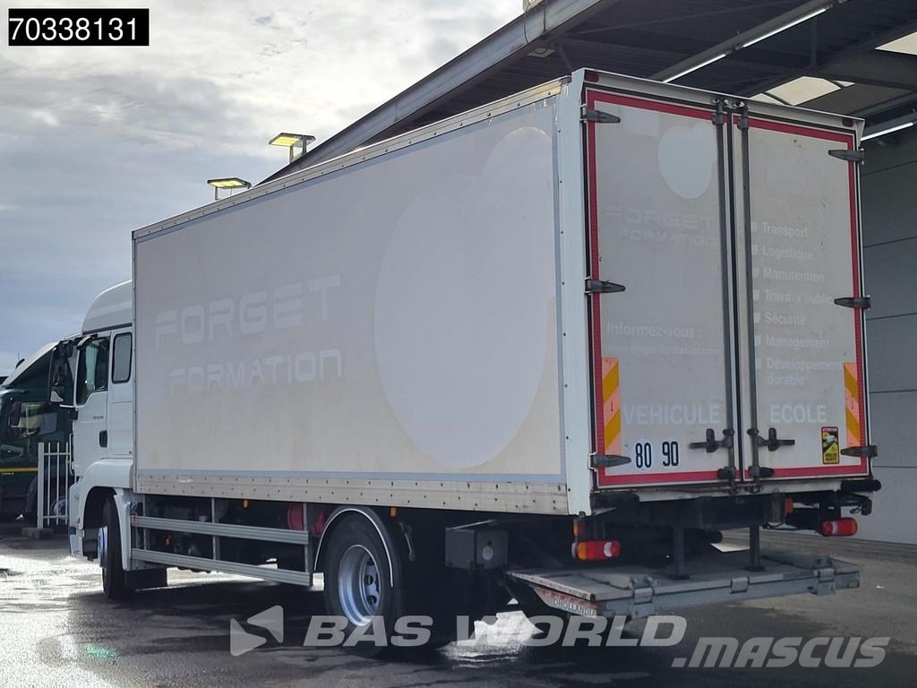 MAN TGS 18.320 4X2 Driving School Euro 6 厢式货车