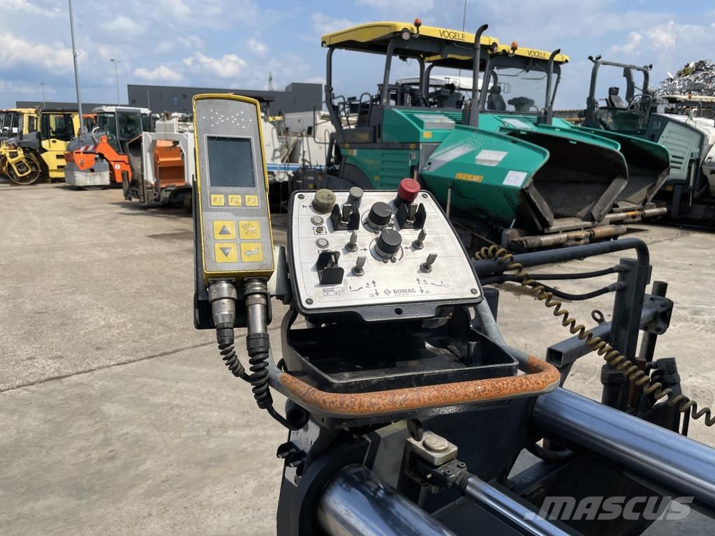 Bomag BF 700 C-2 Asfaltsläggningsmaskiner