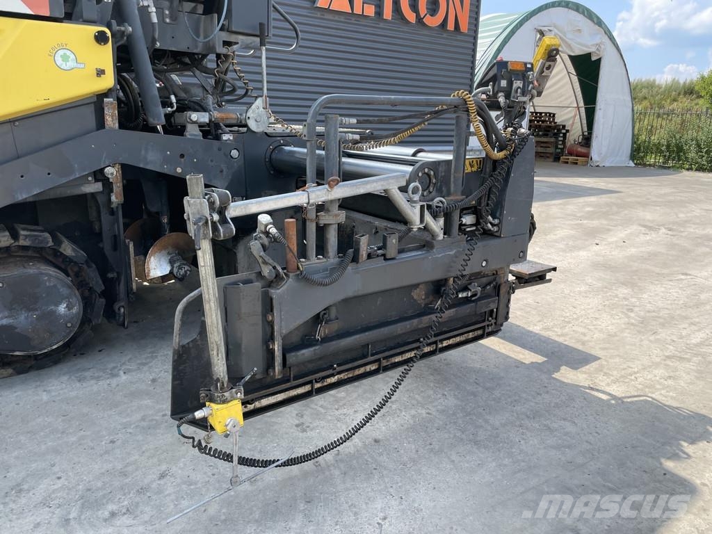 Bomag BF 700 C-2 Asfaltsläggningsmaskiner