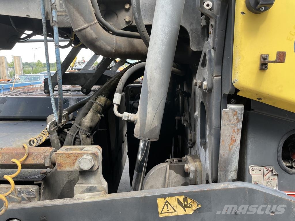 Bomag BF 700 C-2 Asfaltsläggningsmaskiner