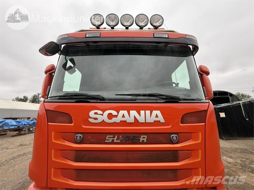 Scania R450LB8X2*6HNB Camiones grúa