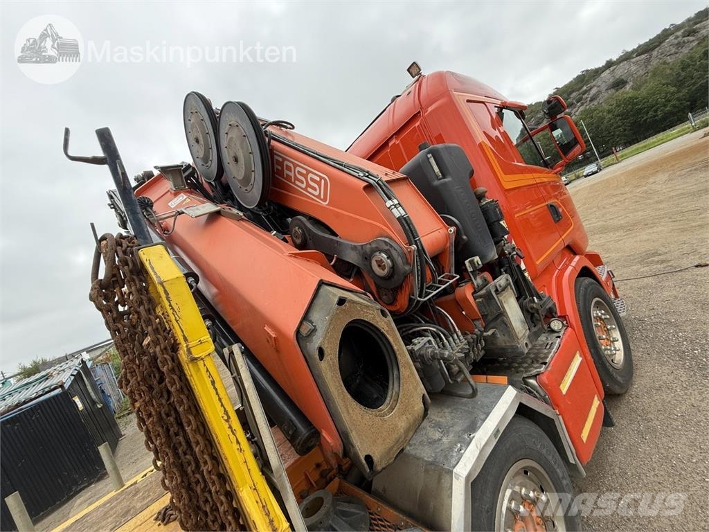Scania R450LB8X2*6HNB Camiones grúa