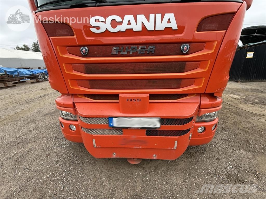 Scania R450LB8X2*6HNB Camiones grúa