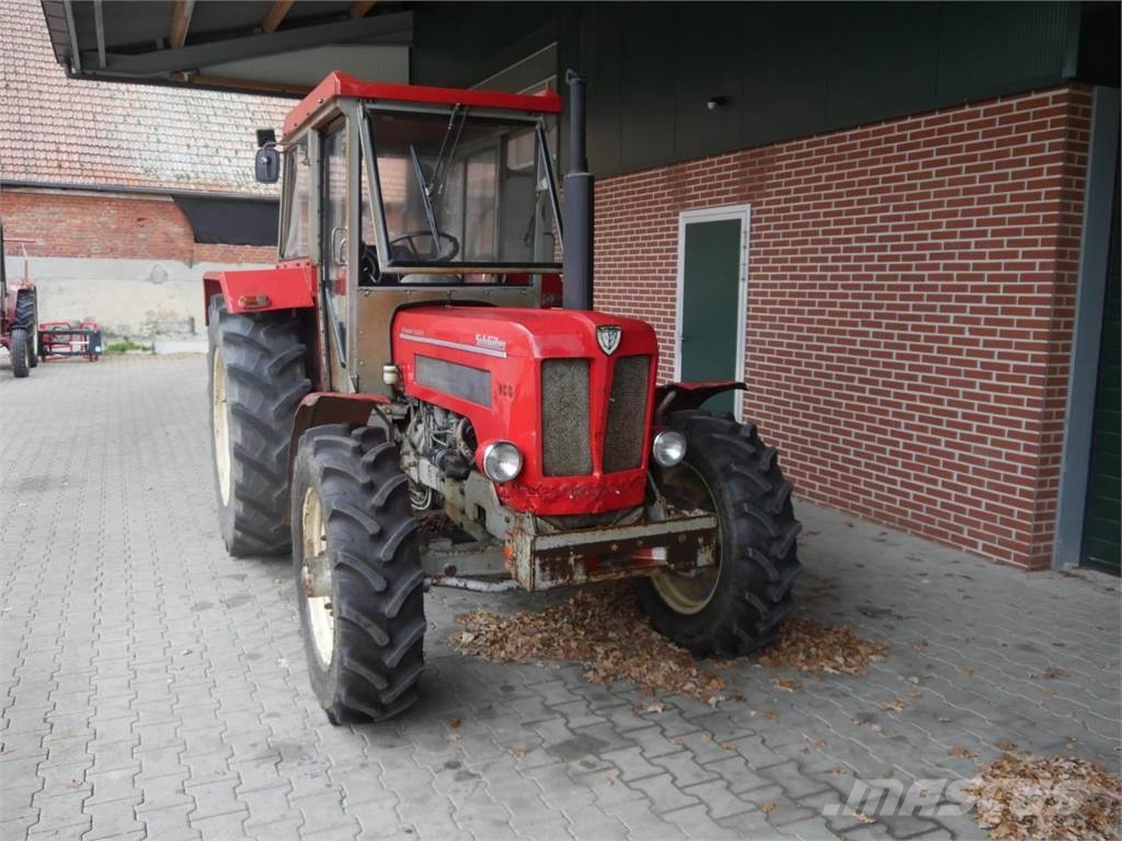 Schlüter Compact 850 V Tractores