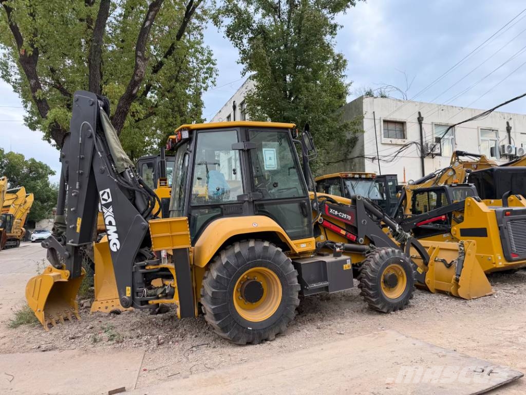 XCMG XC8-C2570  2026 brand New machine لوادر ذات جرافات عكسية