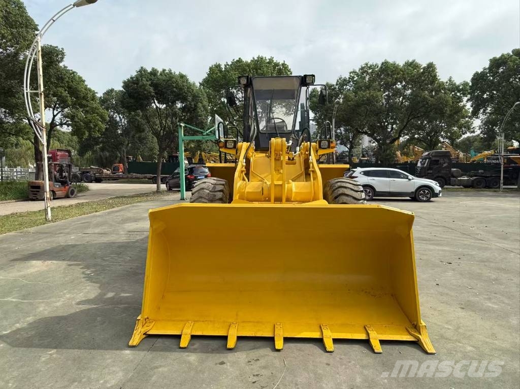 Komatsu WA 420 Utovarivači na kotačima