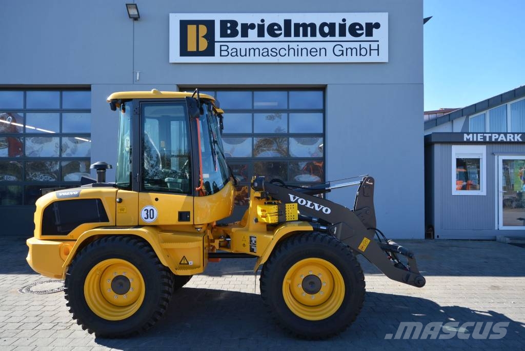 Volvo L 35 HS Speeder 30 kmh Iekrāvēji uz riteņiem