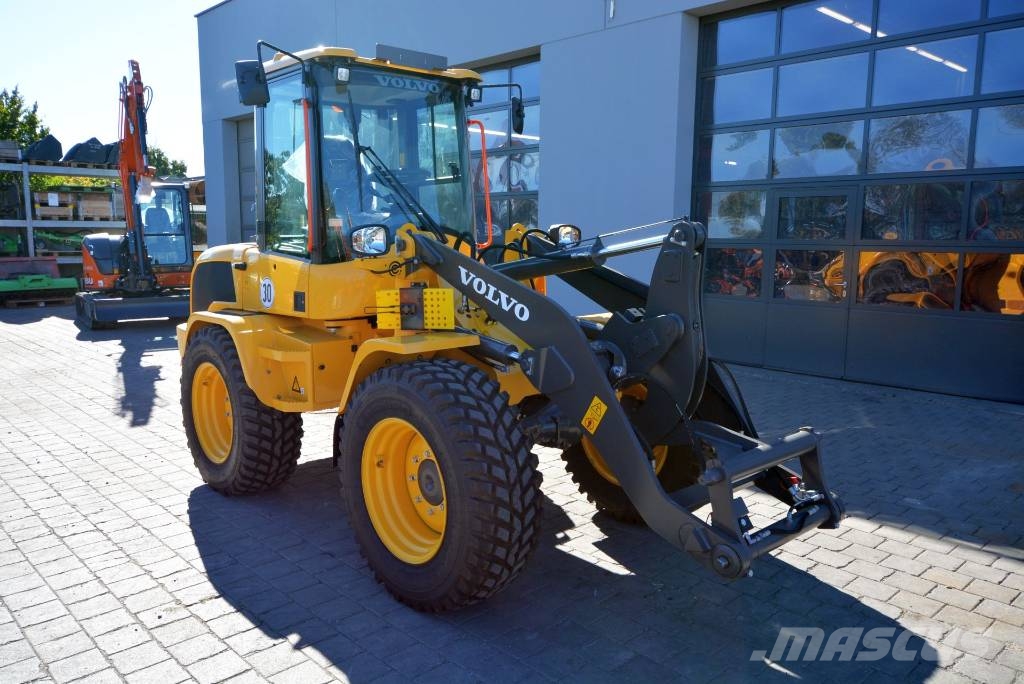 Volvo L 35 HS Speeder 30 kmh Iekrāvēji uz riteņiem