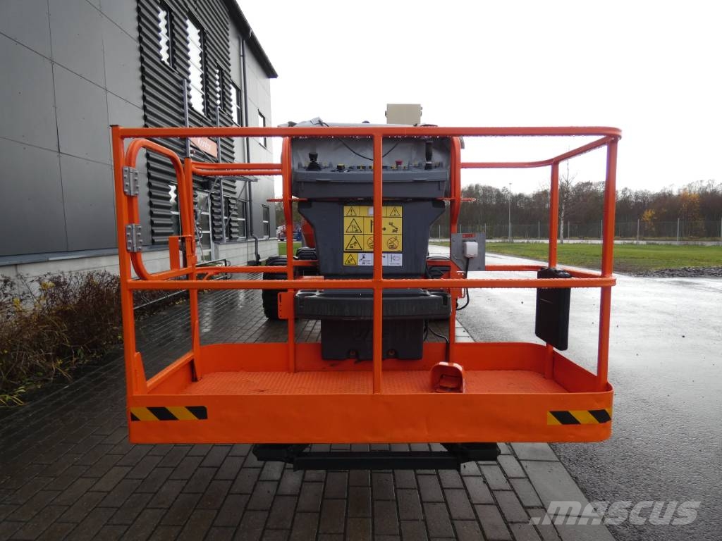 JLG 450 AJ Zglobne podizne platforme