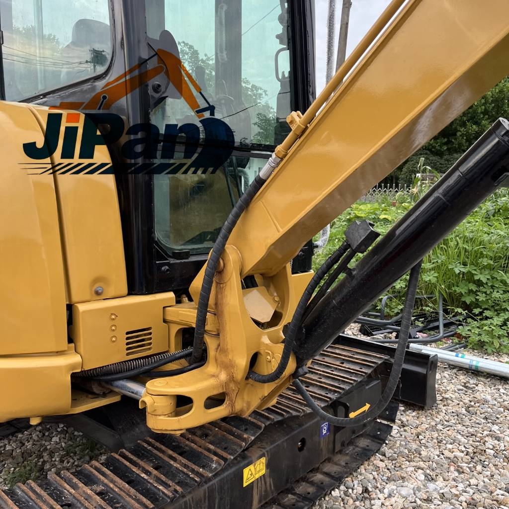 CAT 303.5 E Minibagger < 7t