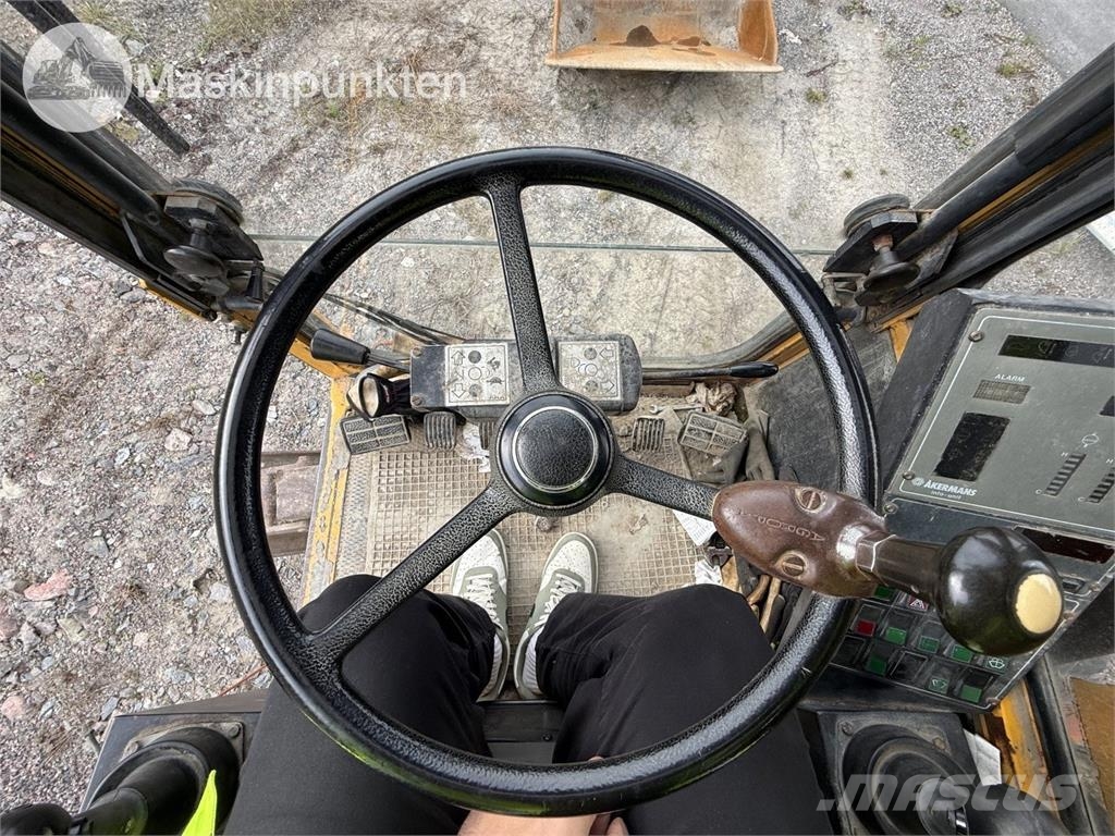 Åkerman Hm7c Hjulgrävare