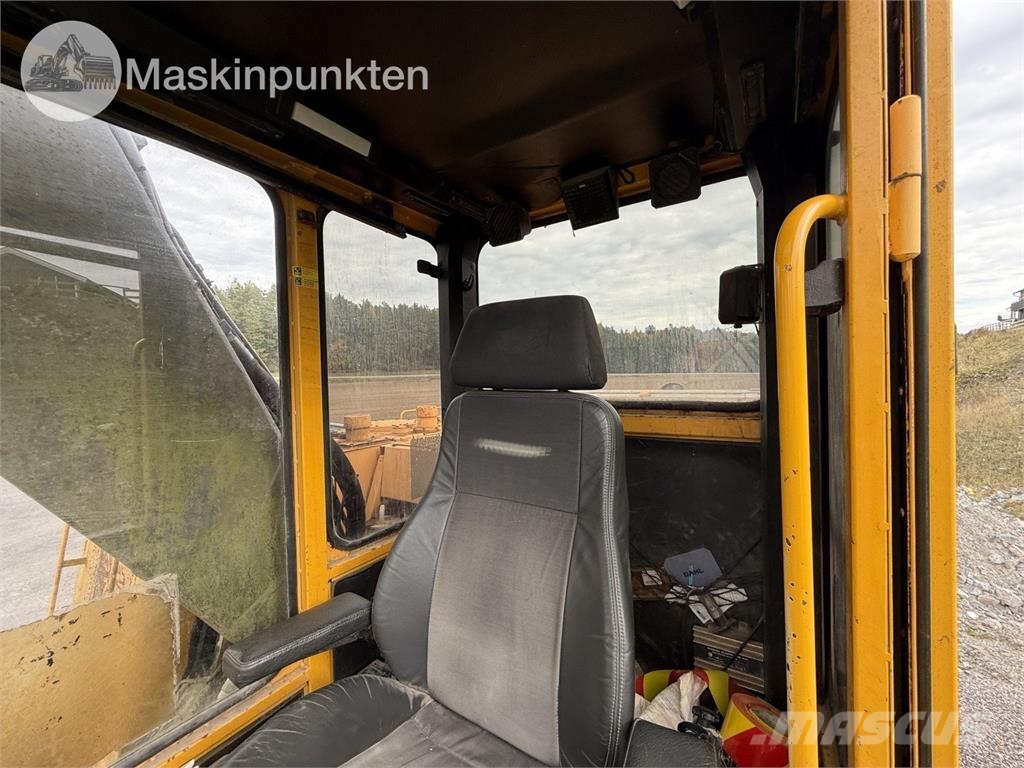 Åkerman Hm7c Hjulgrävare