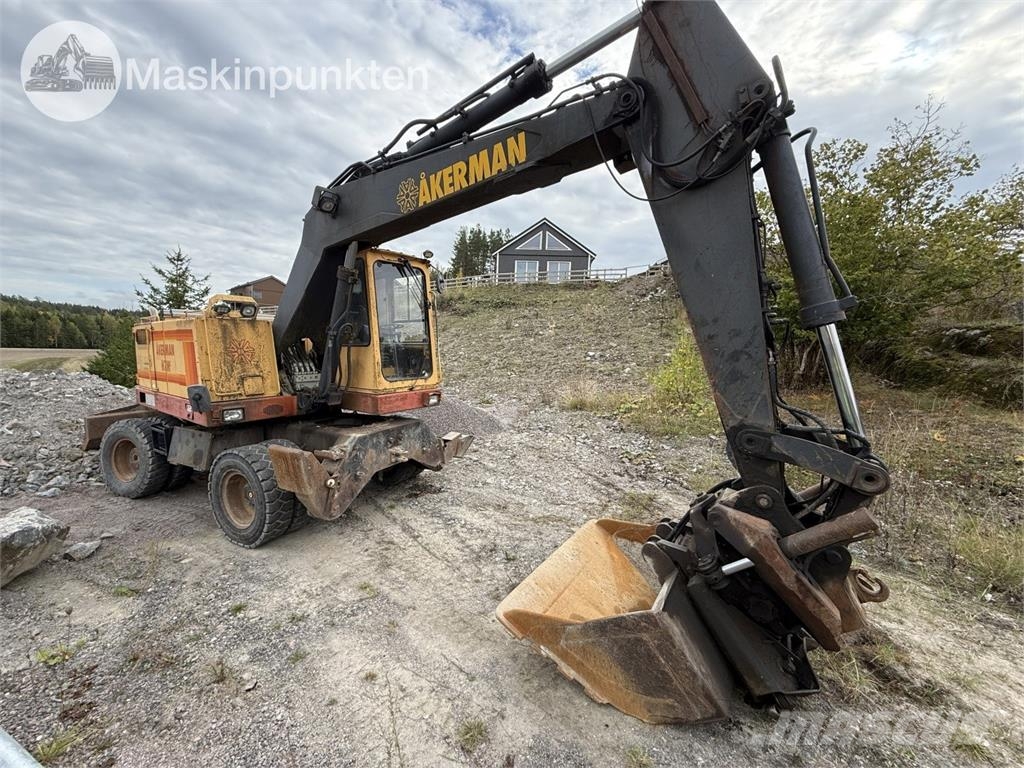Åkerman Hm7c Hjulgrävare