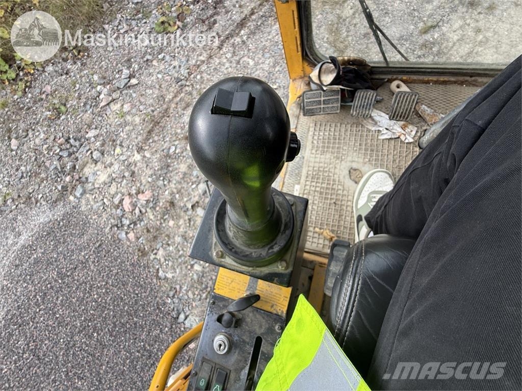 Åkerman Hm7c Hjulgrävare