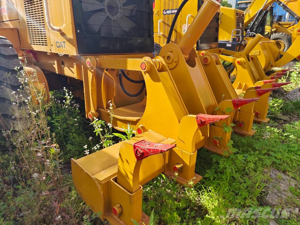 CAT 120 H Grederji